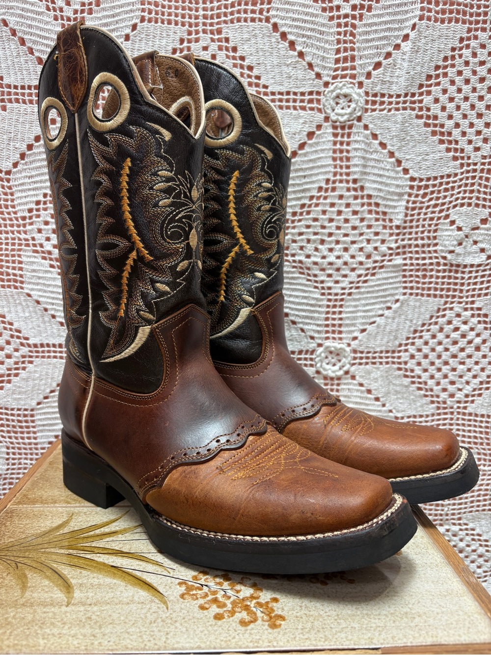 Men's Brown Leather Western Cowboy Boots Sz 8